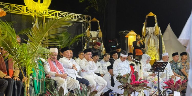 Anang Djauharuddin Hadiri Tarling “Neleuman Poekna Peuting” di Tasikmalaya