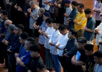 2.124 Titik Siap Gelar Salat Id, Farhan Salat di Plaza Balai Kota