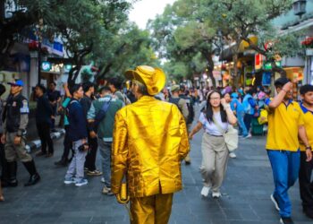 Farhan Prediksi Kunjungan Wisatawan ke Kota Bandung Tembus 1 Juta