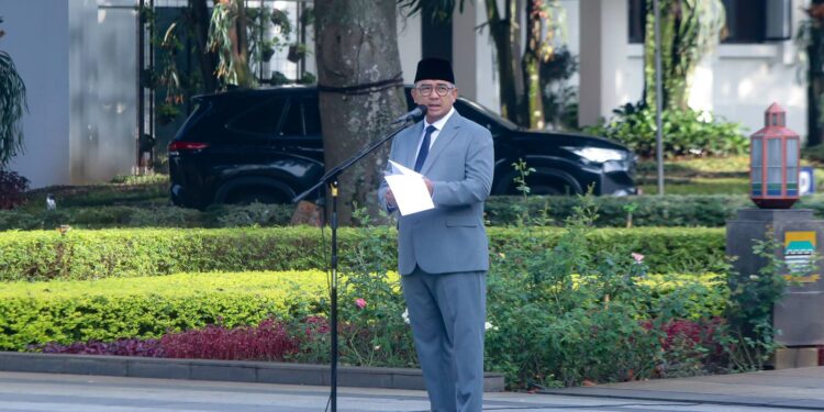 Infrastruktur Jadi Prioritas, Farhan Genjot Perbaikan 17 Ruas Jalan