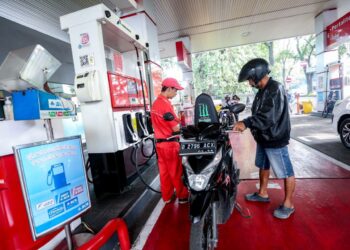 Wali Kota Bandung Pastikan BBM Aman, Warga Diimbau Tenang