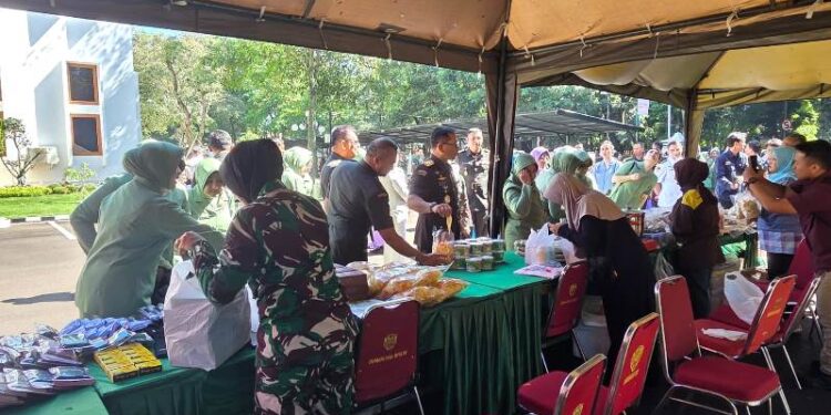 Bazar UMKM Kodam III/Slw Bantu Masyarakat Sekitar