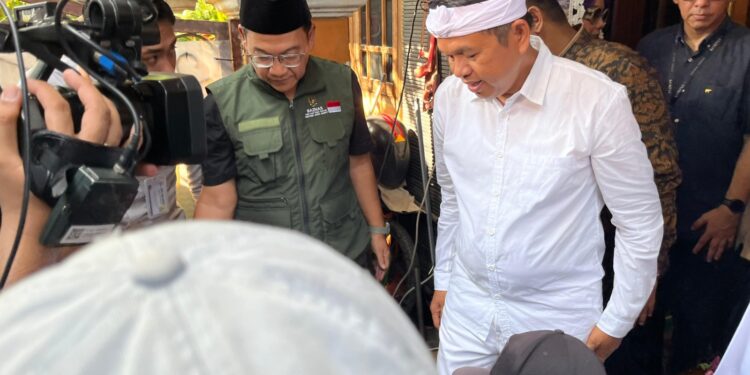 BAZNAS Jabar Dampingi Gubernur Jabar Salurkan Santunan bagi Korban Kecelakaan KRL–KA Argo Bromo di Bekasi
