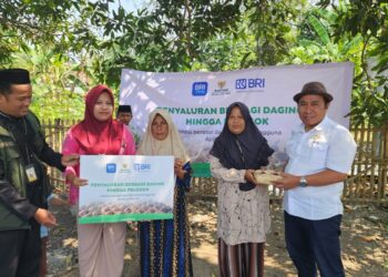 Salurkan Amanah Zakat Pengguna BRImo, BAZNAS Jabar Distribusikan Daging Kuban Untuk 80 Mustahik 