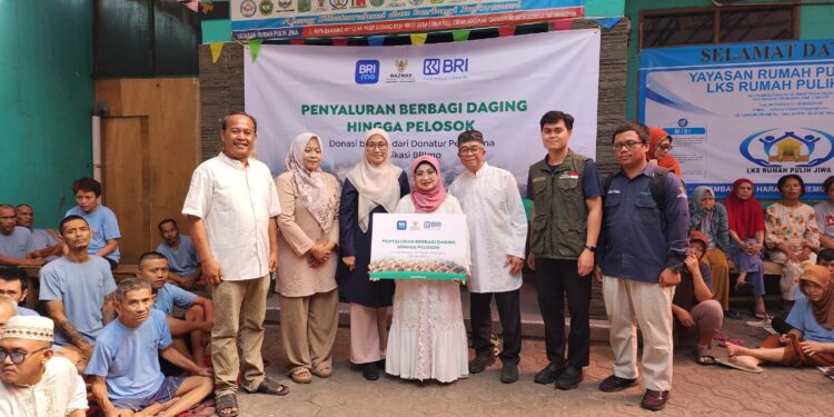 BAZNAS Jabar Salurkan Bantuan 3 Ekor Domba Bagi Para Penerima Manfaat di Cianjur