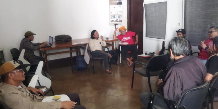 Forum Nya’ah ka Bandung Gelar Diskusi Publik “Bandung Poek”