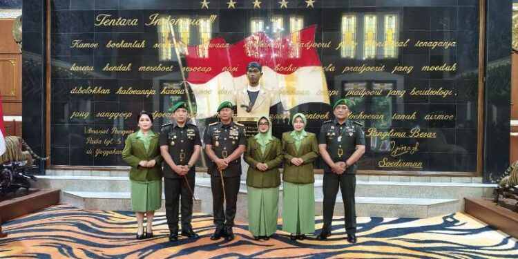 Gantikan Kolonel Inf Robil Syaifullah, Letkol Inf Albert Frantesca Hutagalung Jabat Dandim 0618