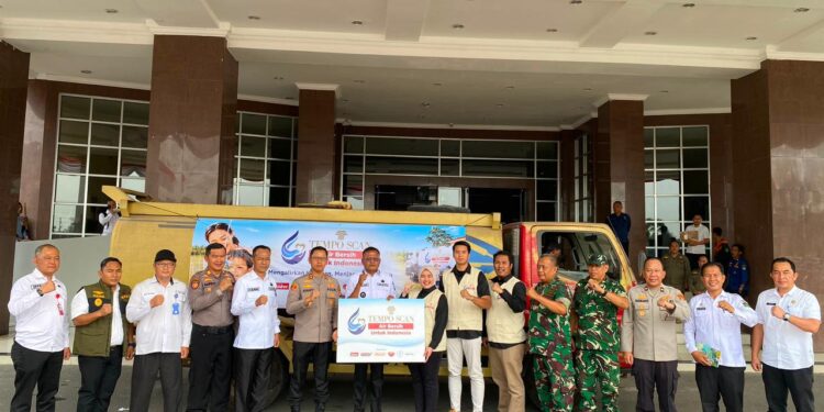 Kekeringan Landa Indonesia, Tempo Scan Group Salurkan Air Bersih