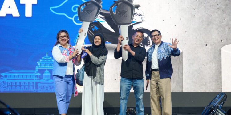 Lewat Rangkaian Grand Launching, PT SIG Kembali Perkenalkan Produk Legendaris Semen Kujang