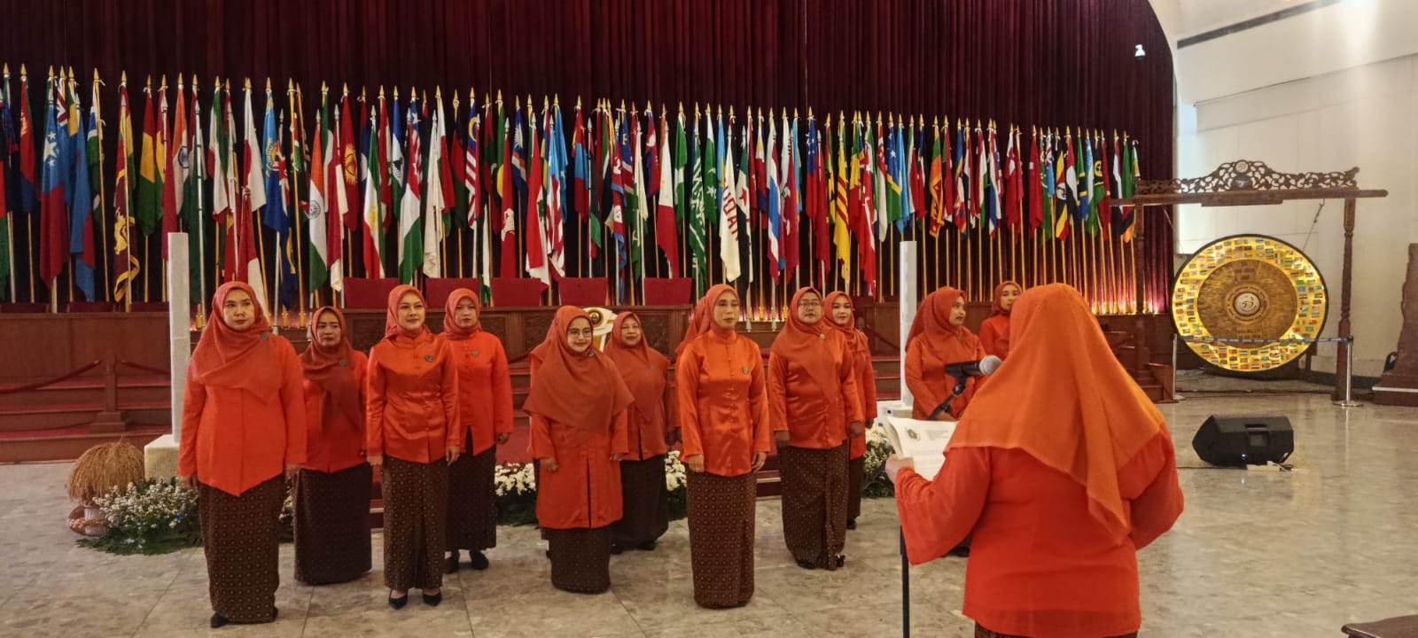 Indah Kirana Lantik Kepengurusan IKWI Jabar 2026-2031